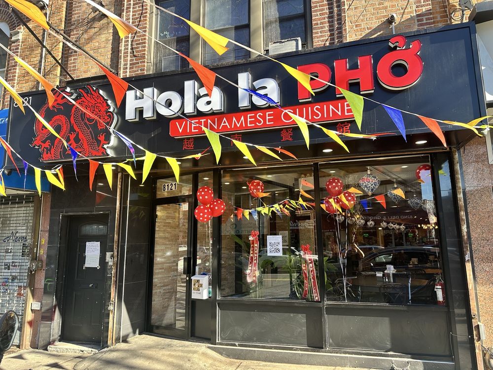 Hola La Pho storefront on 5th Avenue in Bay Ridge